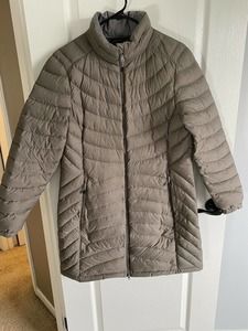 LL beans womans Goose downtek Jacket size med Grey